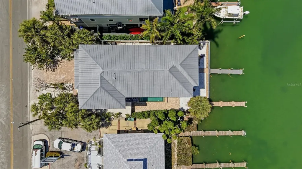 418 Pine Avenue Anna Maria FL 34216