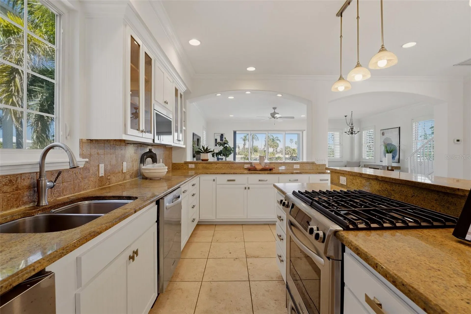 418 Pine Avenue Anna Maria FL 34216