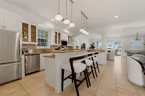 418 Pine Avenue Anna Maria FL 34216