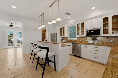 418 Pine Avenue Anna Maria FL 34216