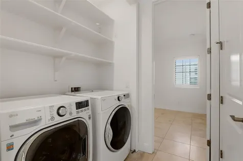 418 Pine Avenue Anna Maria FL 34216