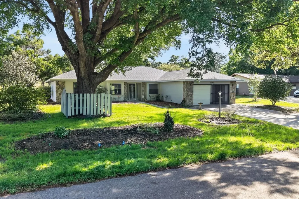 2393 W Fairway Loop Citrus Springs FL 34434