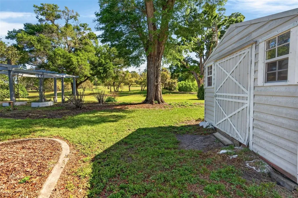 2393 W Fairway Loop Citrus Springs FL 34434
