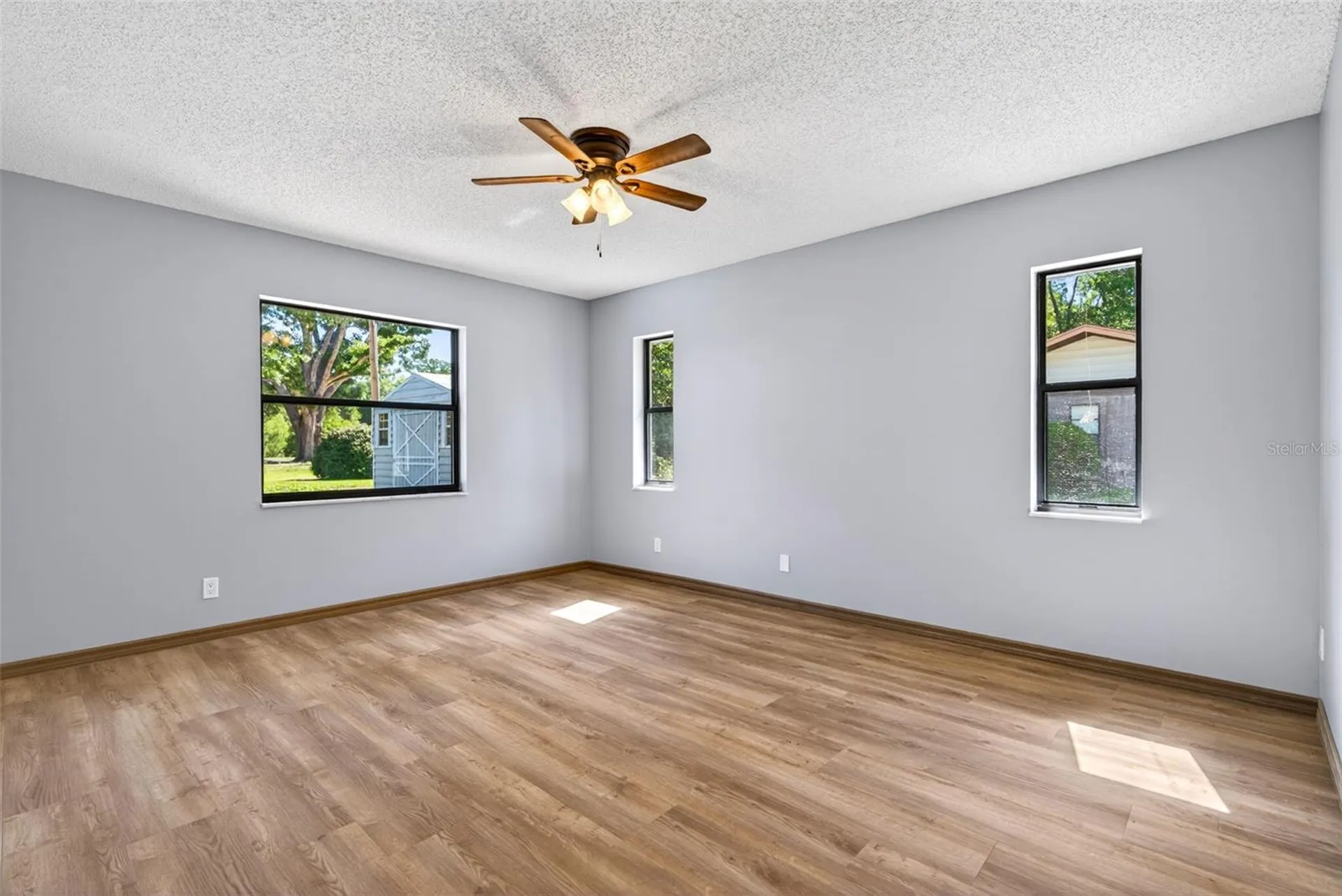 2393 W Fairway Loop Citrus Springs FL 34434