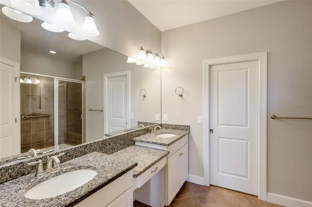 8280 Varenna Drive Sarasota FL 34231