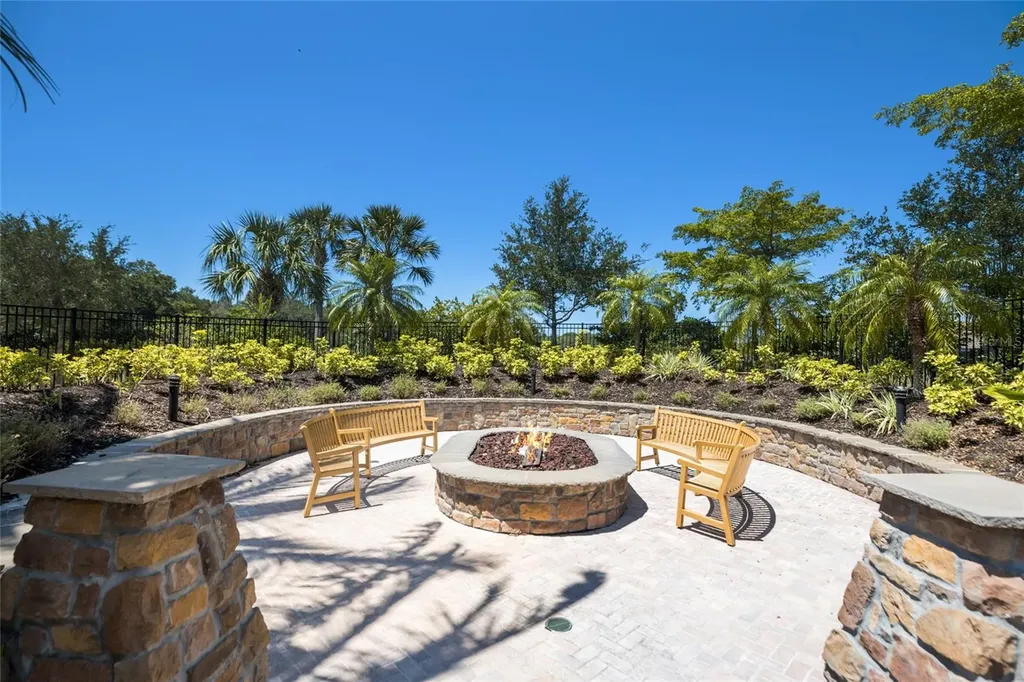 8280 Varenna Drive Sarasota FL 34231