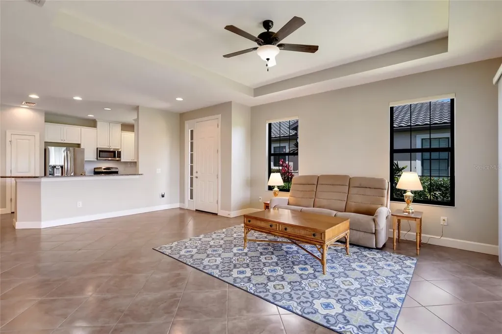 8280 Varenna Drive Sarasota FL 34231