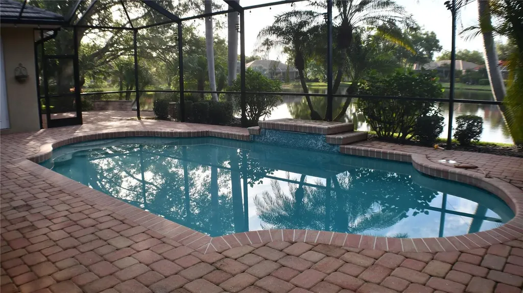 4910 Old Creek Drive Sarasota FL 34233