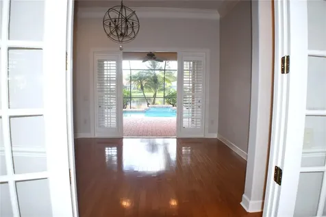 4910 Old Creek Drive Sarasota FL 34233