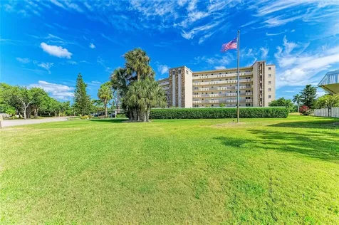 3680 Ironwood Circle Bradenton FL 34209