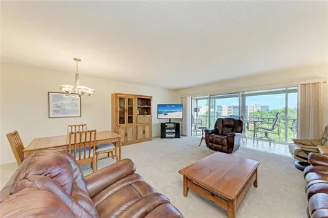 3680 Ironwood Circle Bradenton FL 34209