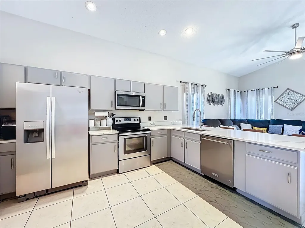 105 Bailey Circle Davenport FL 33897