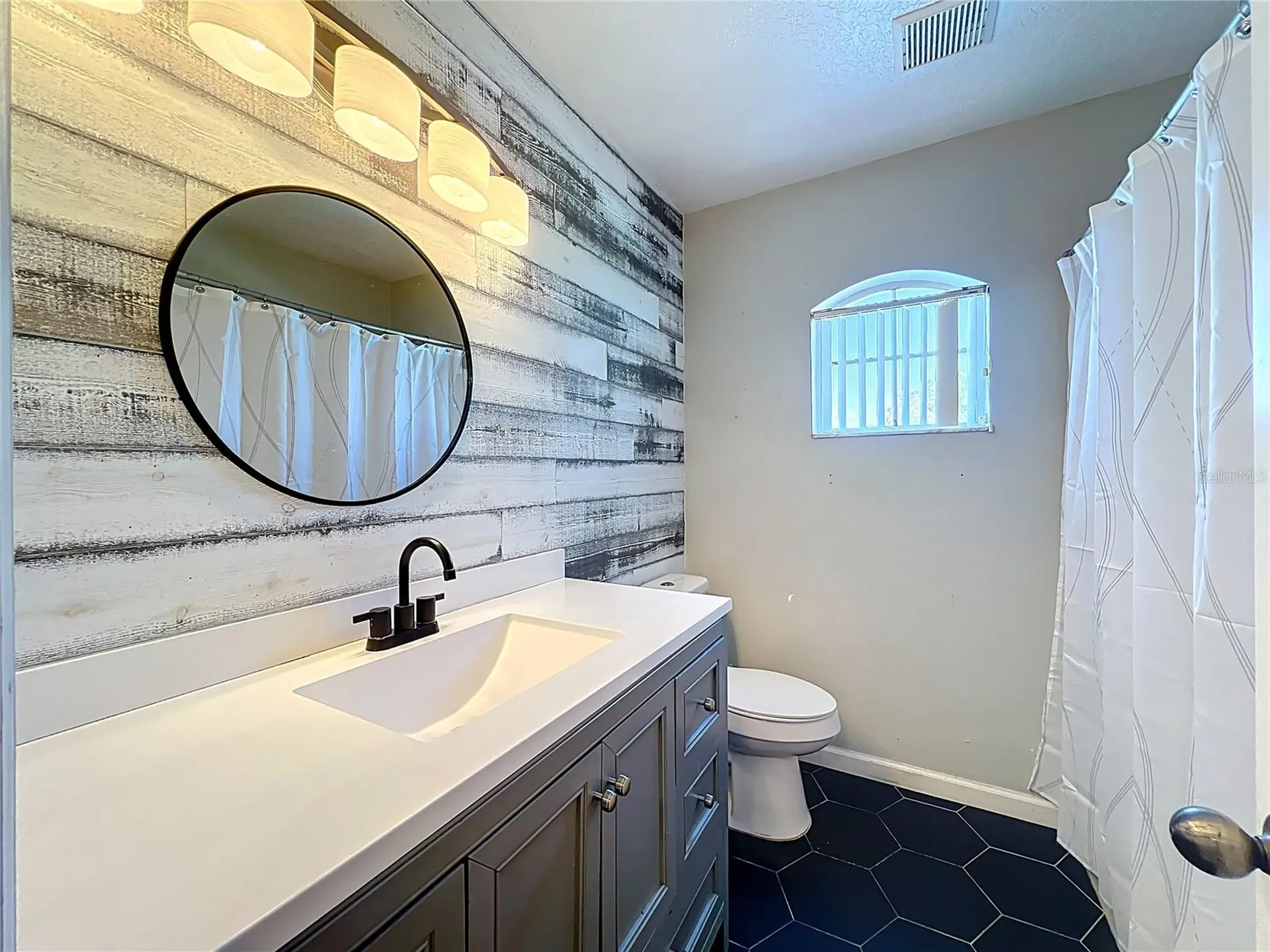 105 Bailey Circle Davenport FL 33897
