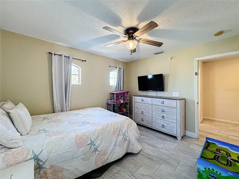 105 Bailey Circle Davenport FL 33897