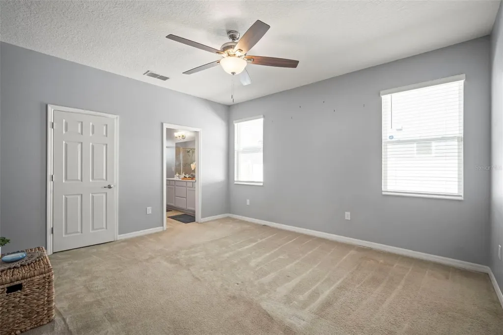 3261 Bethpage Loop Mount Dora FL 32757