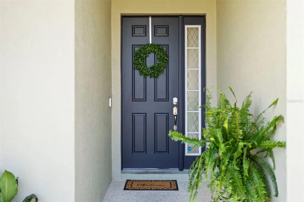 3261 Bethpage Loop Mount Dora FL 32757