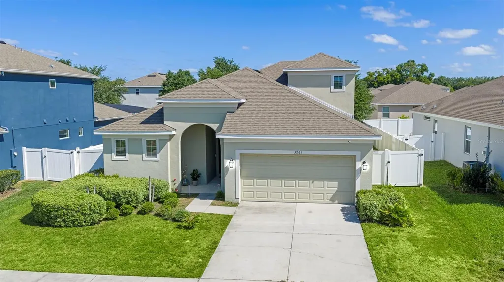 3261 Bethpage Loop Mount Dora FL 32757