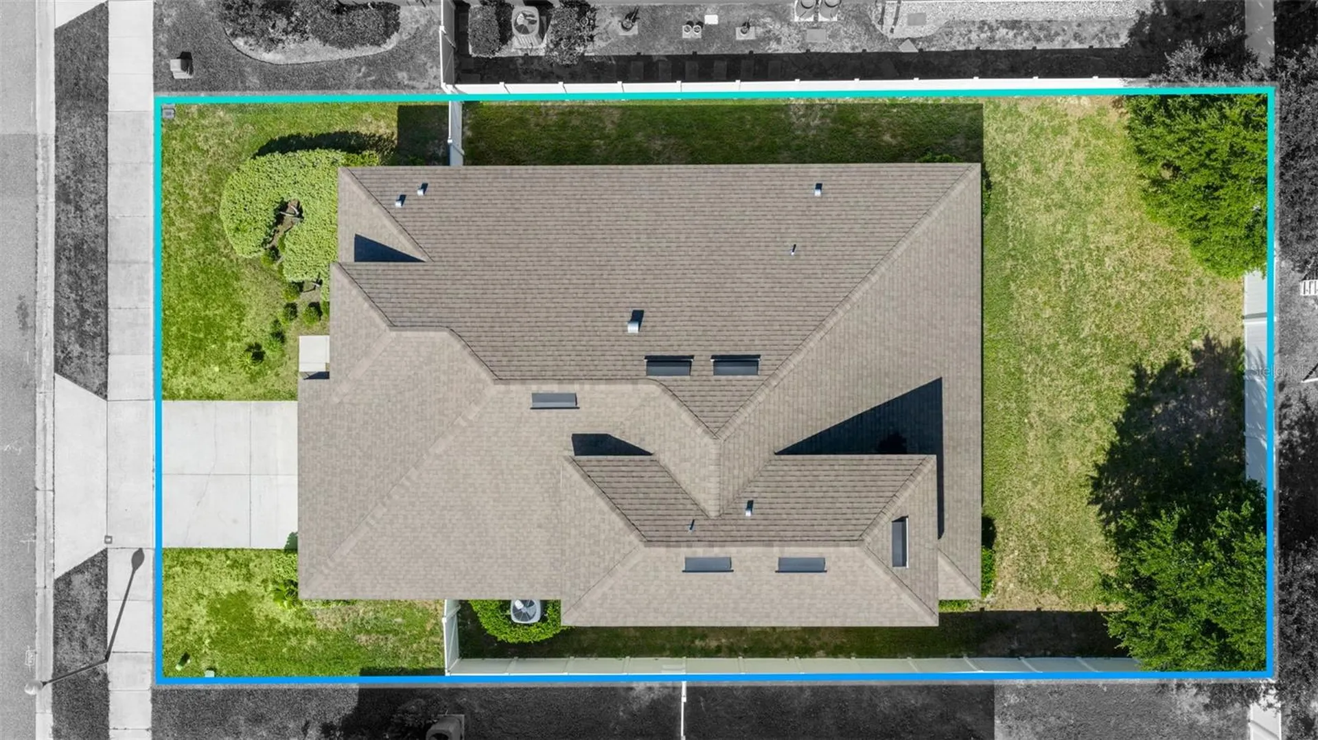 3261 Bethpage Loop Mount Dora FL 32757