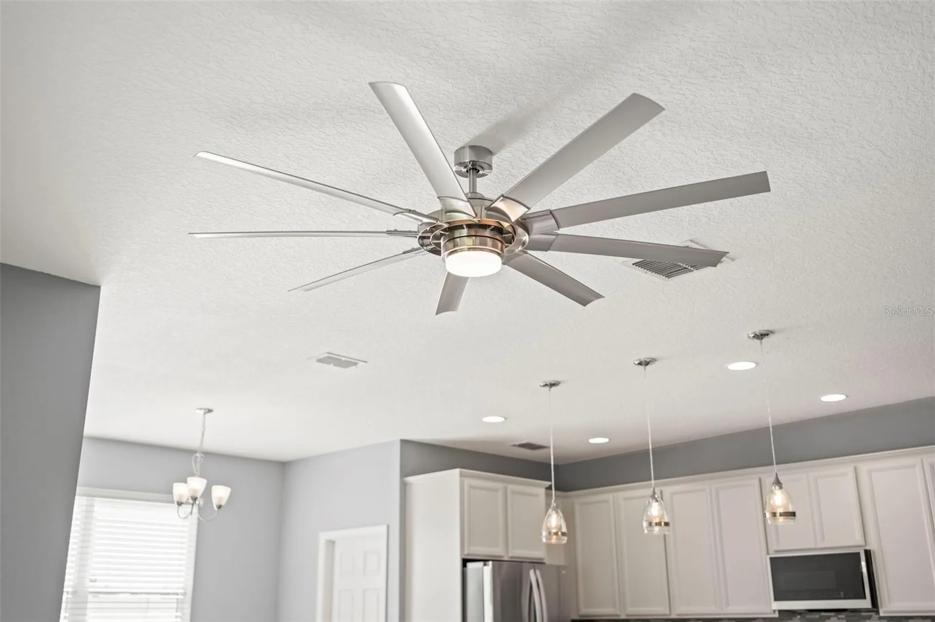 3261 Bethpage Loop Mount Dora FL 32757