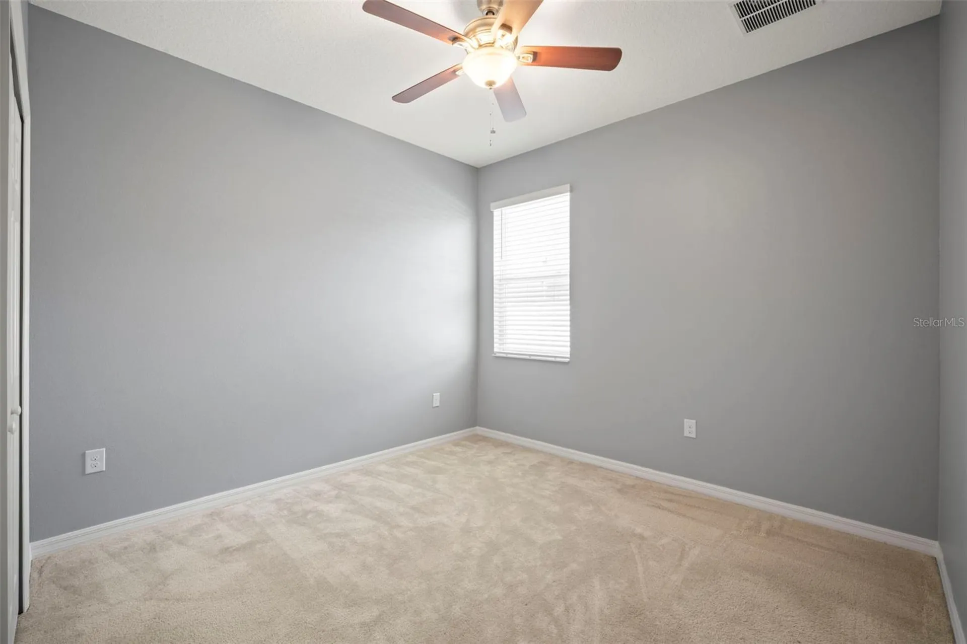 3261 Bethpage Loop Mount Dora FL 32757