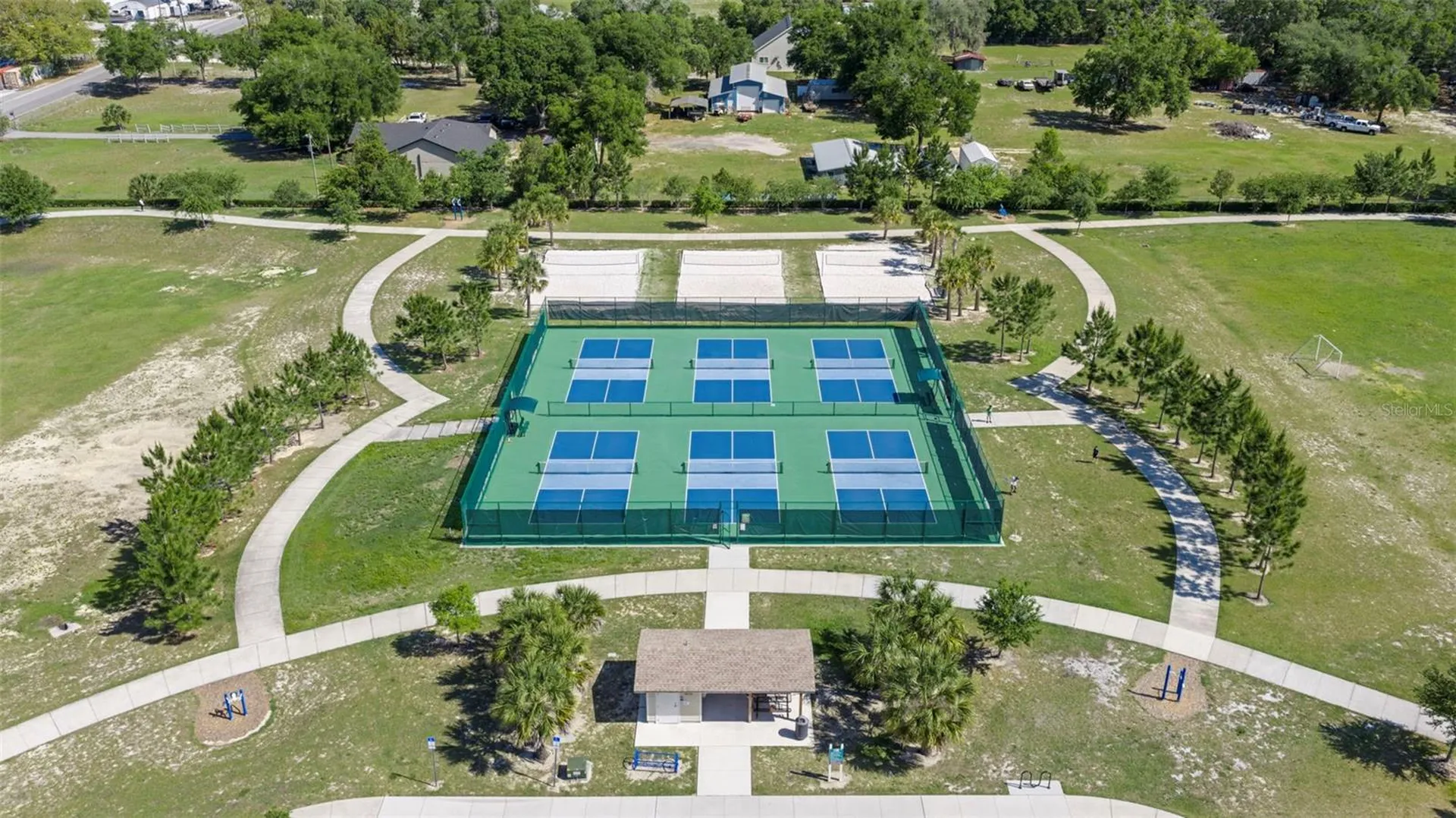 3261 Bethpage Loop Mount Dora FL 32757