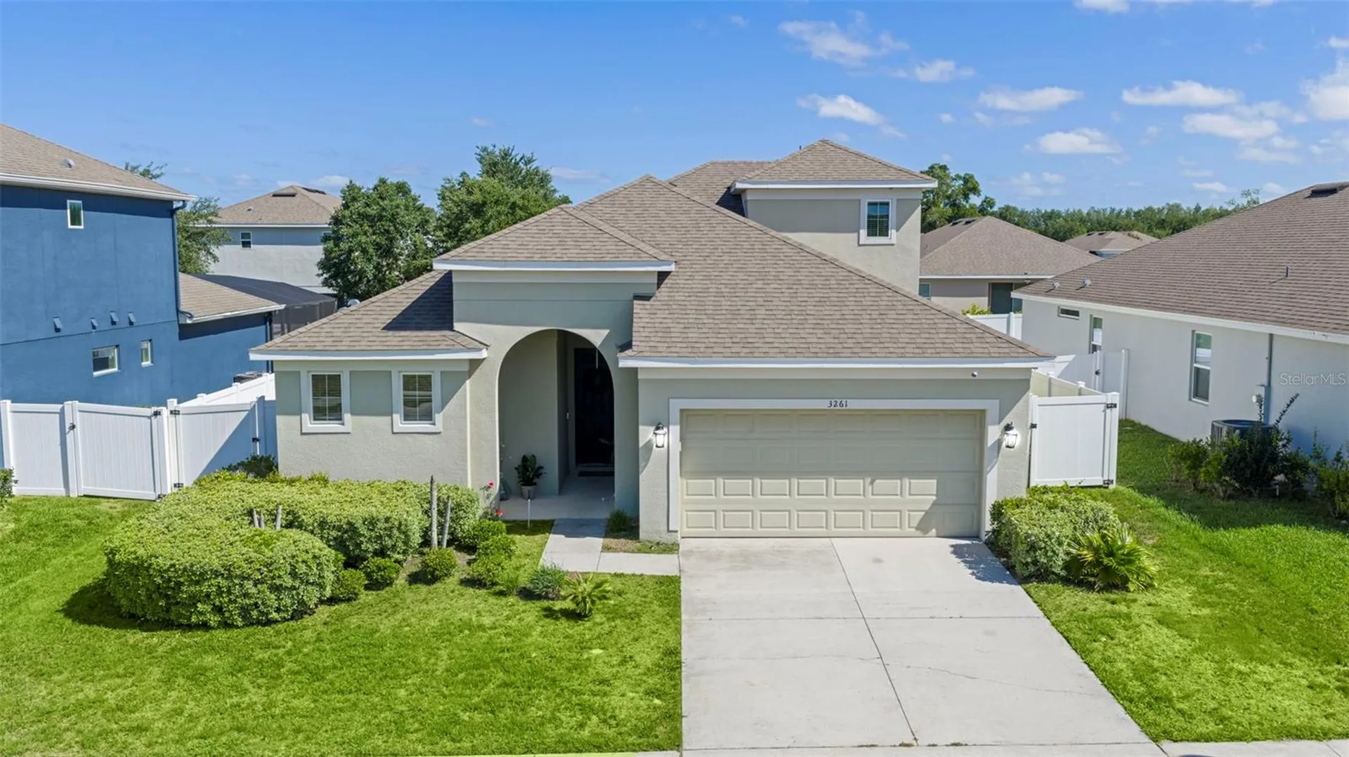 3261 Bethpage Loop Mount Dora FL 32757