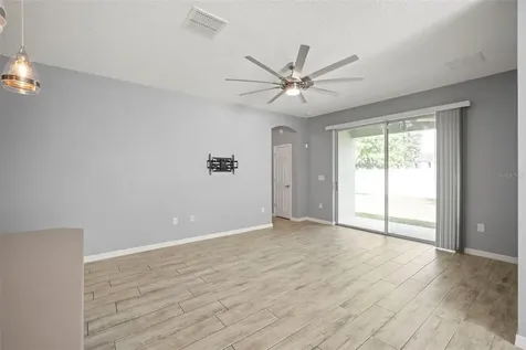 3261 Bethpage Loop Mount Dora FL 32757