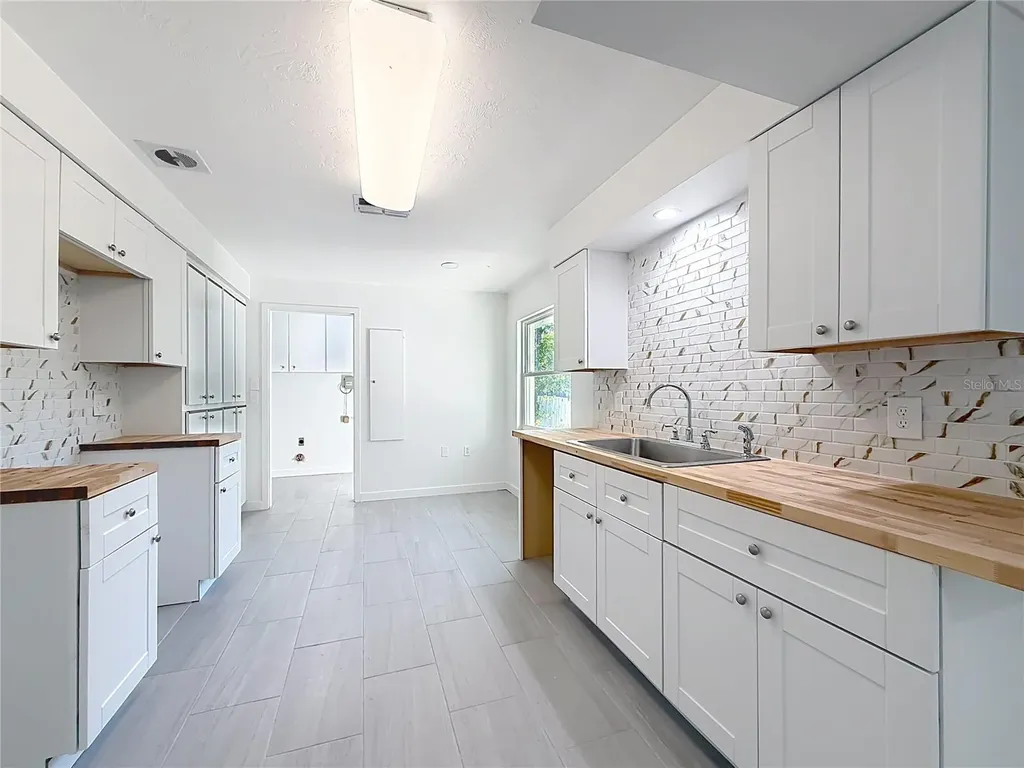 6 Oklahoma Street Beverly Hills FL 34465