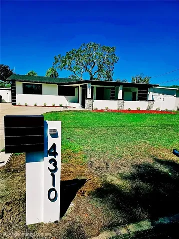 4310 Huntington Street NE St Petersburg FL 33703