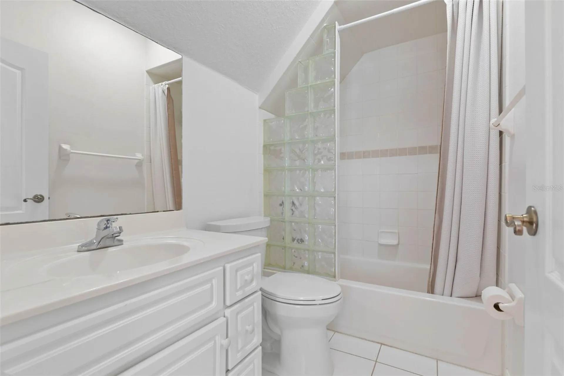 9 Whittlesey Lane Palm Coast FL 32164