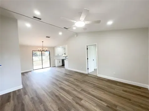 4864 Lake Shore Drive St Cloud FL 34772