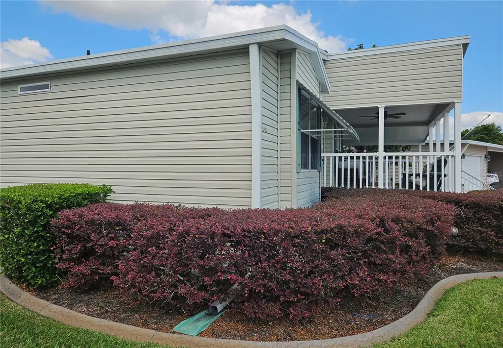 2352 Peavine Circle Lakeland FL 33810