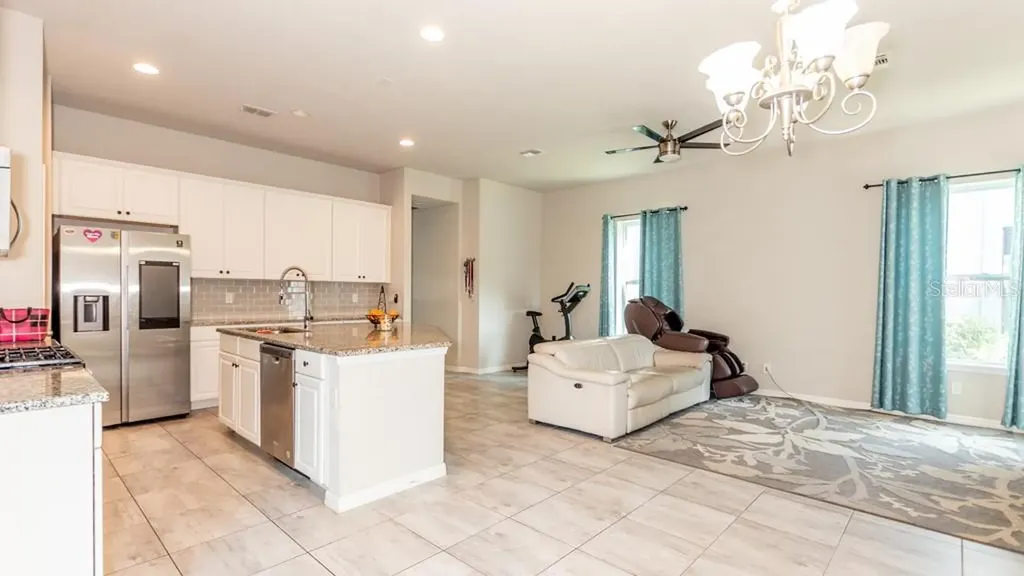 5912 Village Center Drive Lithia FL 33547