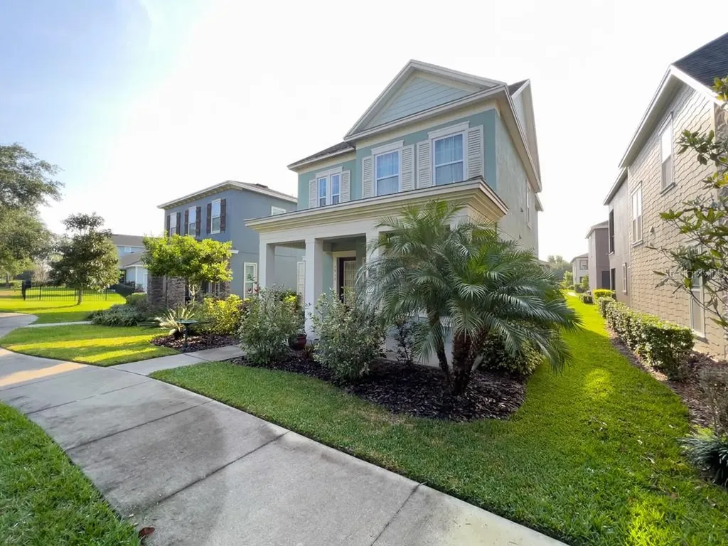 5912 Village Center Drive Lithia FL 33547