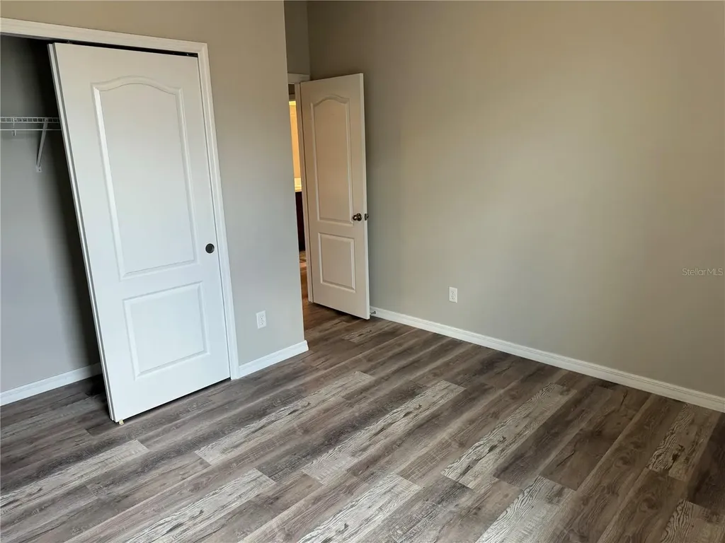 5912 Village Center Drive Lithia FL 33547