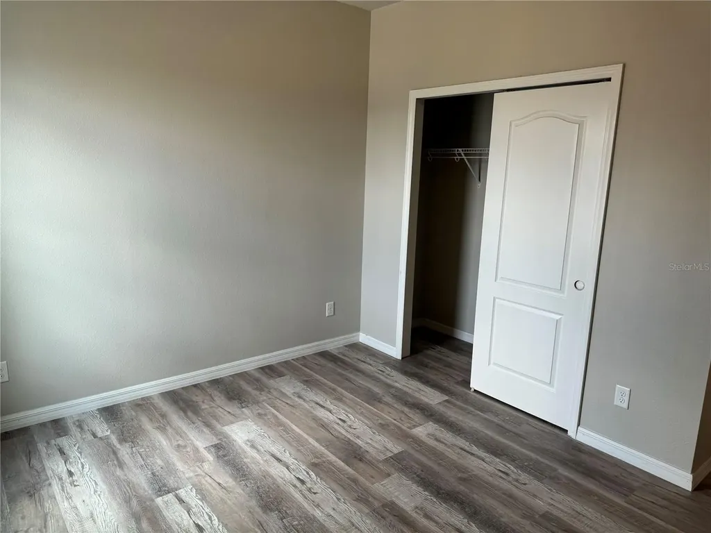 5912 Village Center Drive Lithia FL 33547