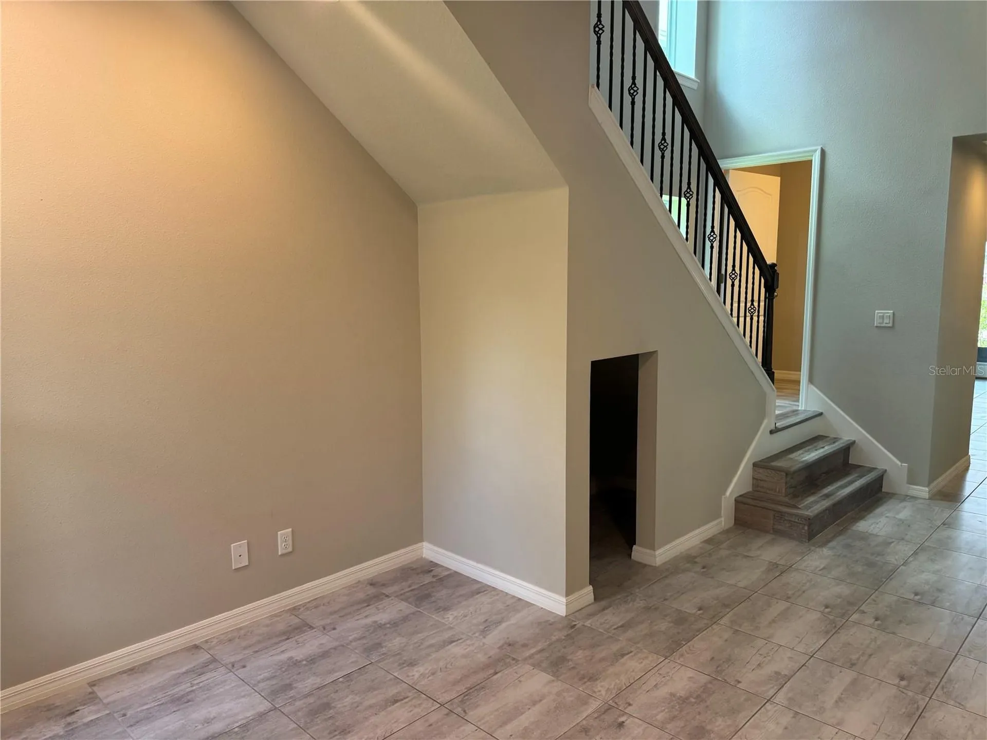 5912 Village Center Drive Lithia FL 33547