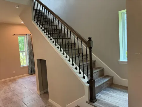 5912 Village Center Drive Lithia FL 33547