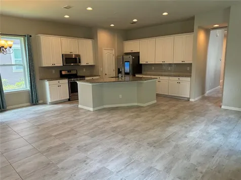 5912 Village Center Drive Lithia FL 33547
