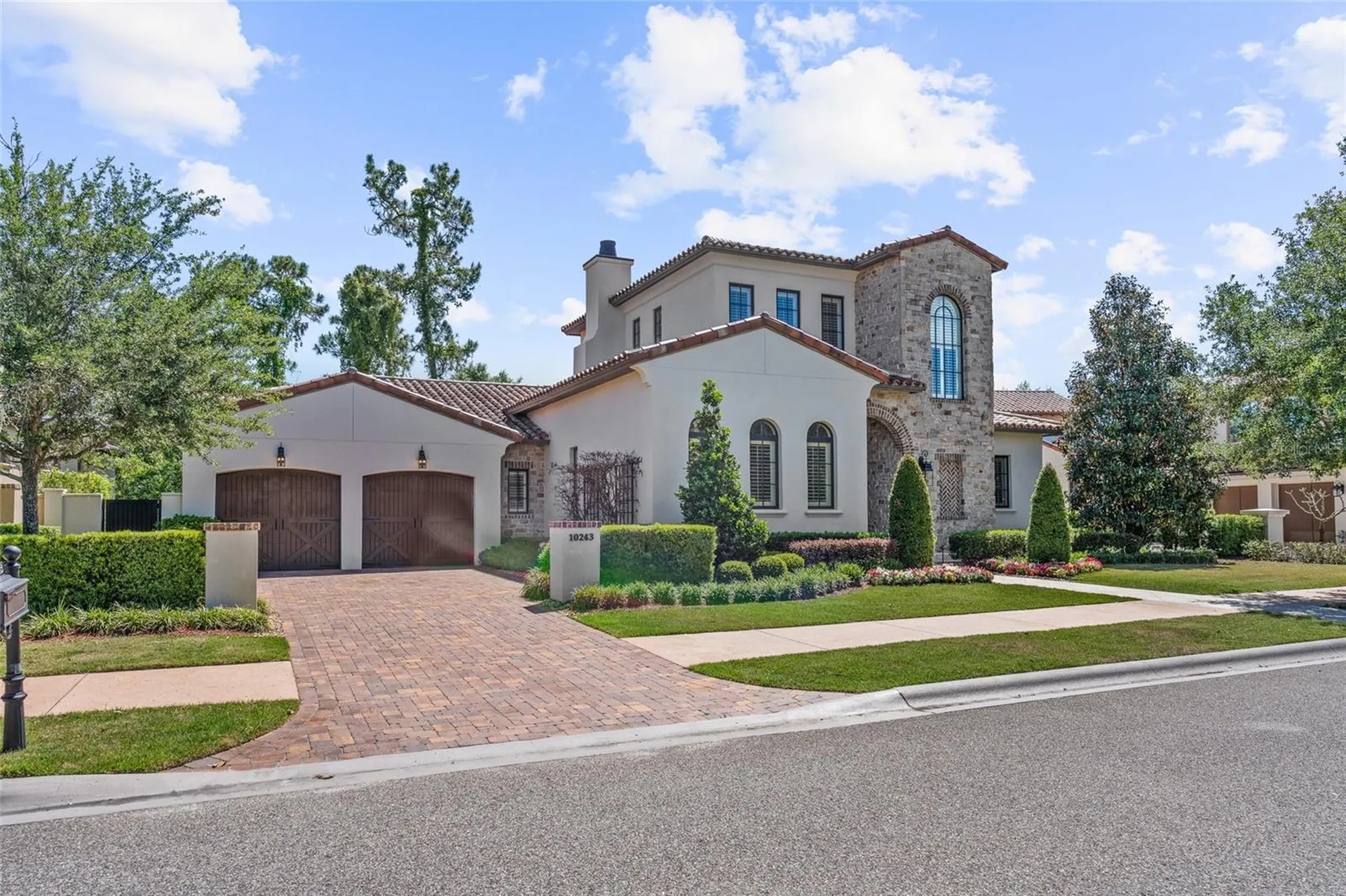 10243 Mattraw Place Orlando FL 32836