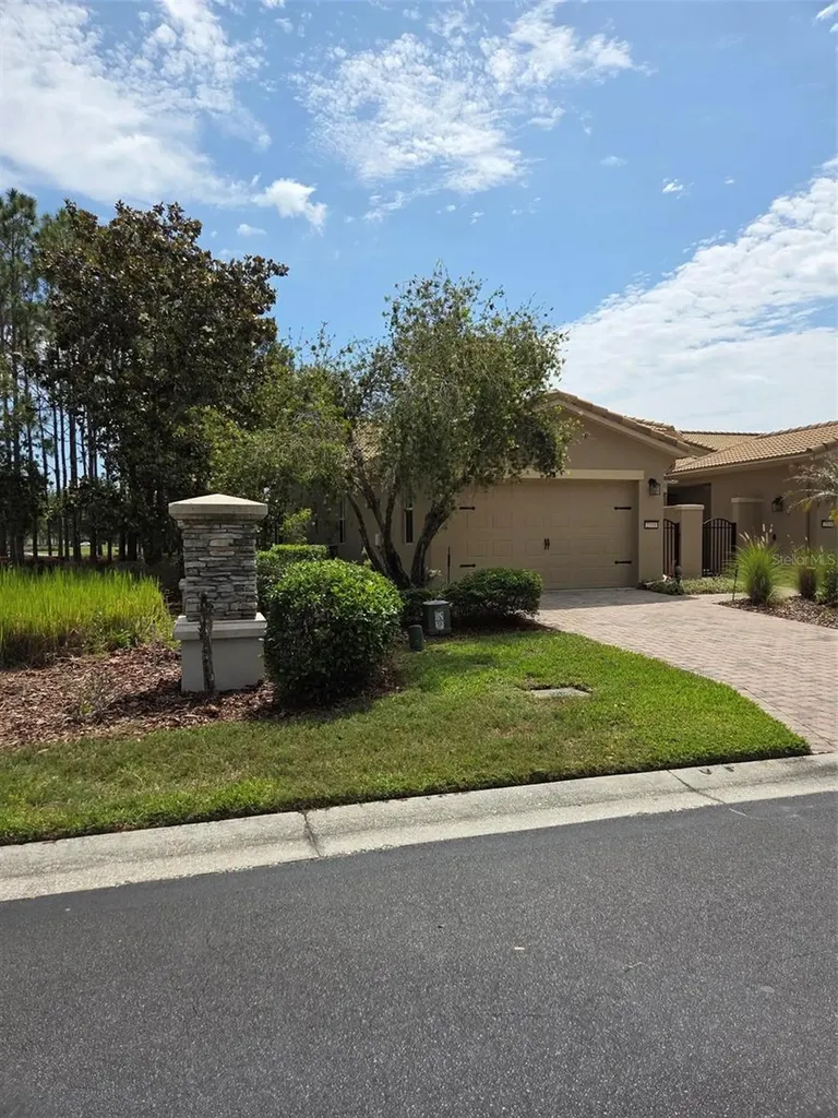 2310 Palm Tree Drive Kissimmee FL 34759