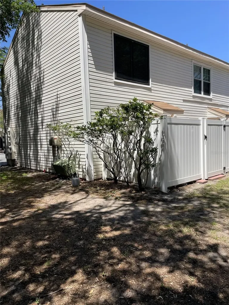 2302 Maki Road Plant City FL 33563