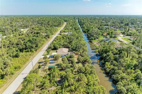 4235 Shorewood Street North Port FL 34286
