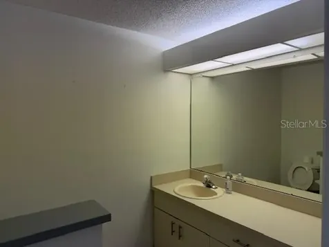 1913 Whispering Way Tarpon Springs FL 34689