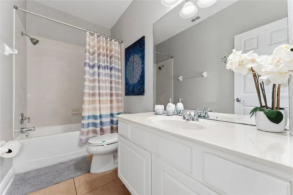 5026 Tideview Circle Orlando FL 32819
