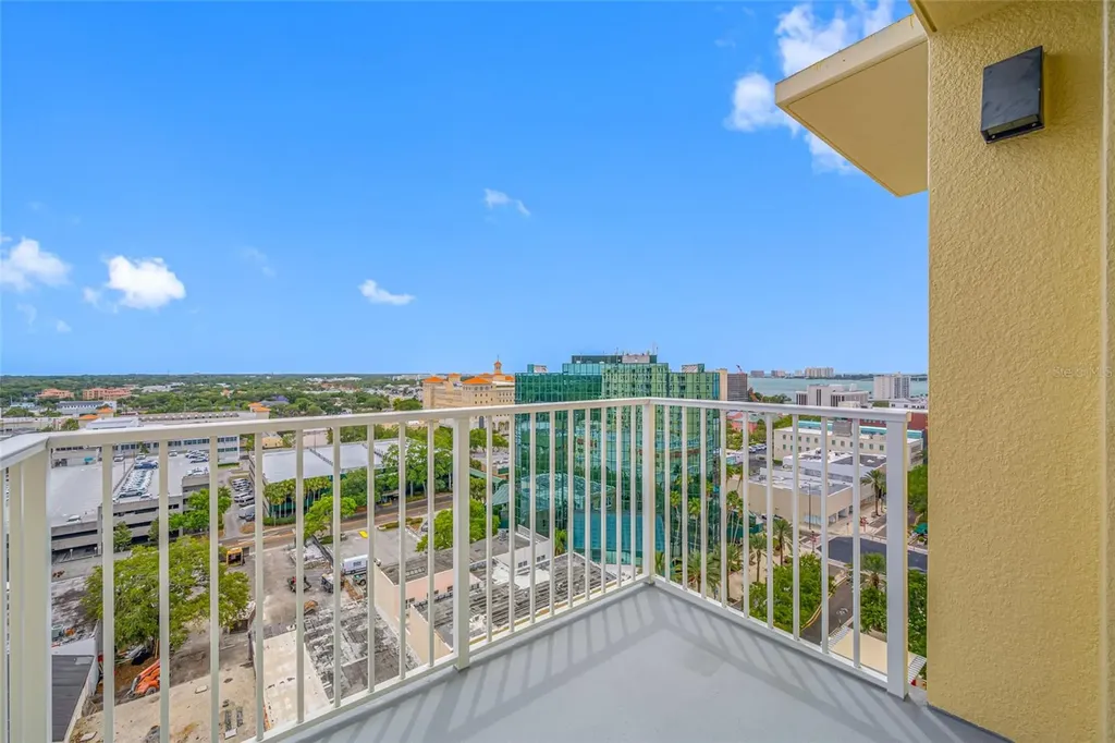 628 Cleveland Street Clearwater FL 33755