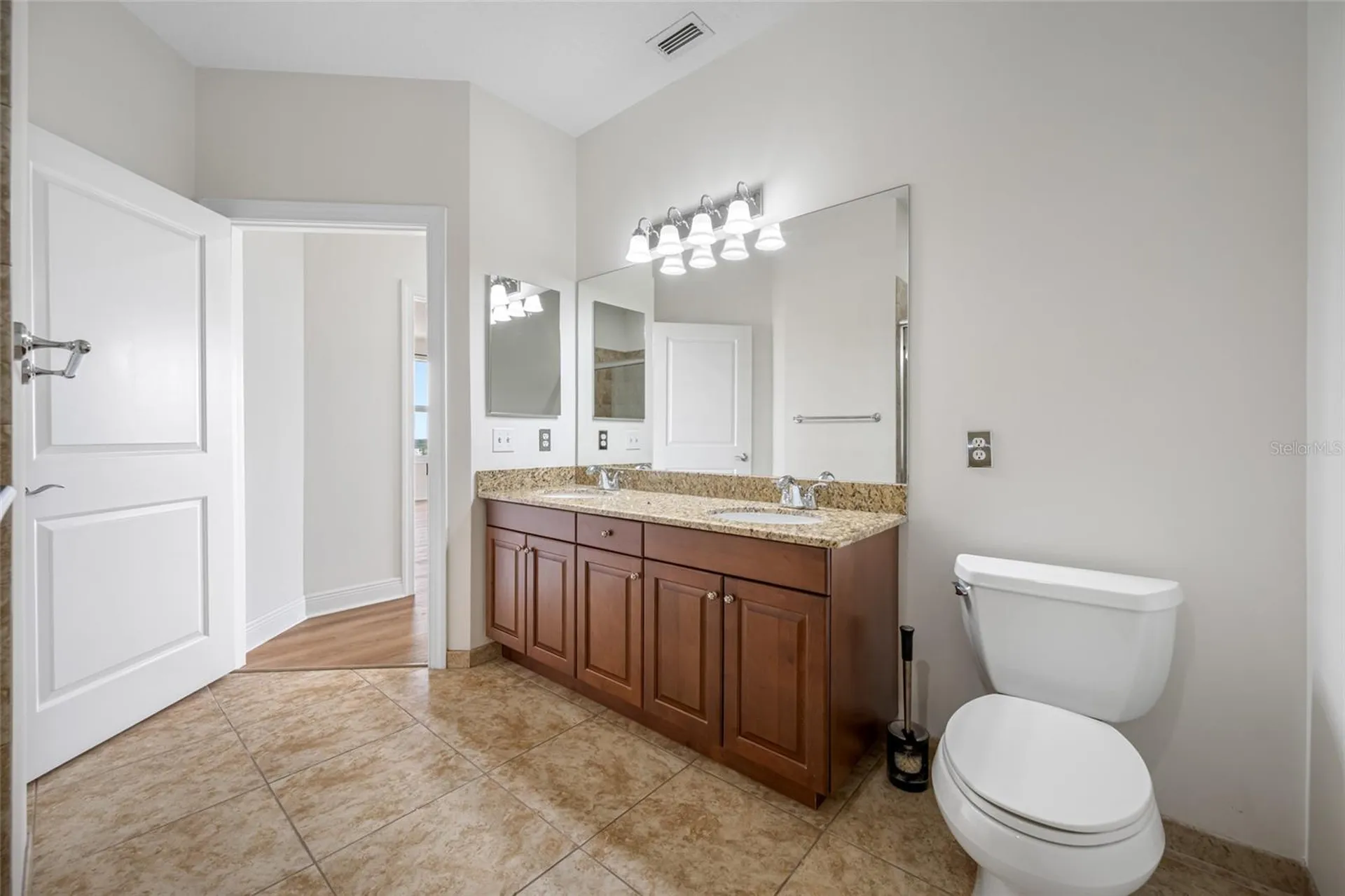 628 Cleveland Street Clearwater FL 33755