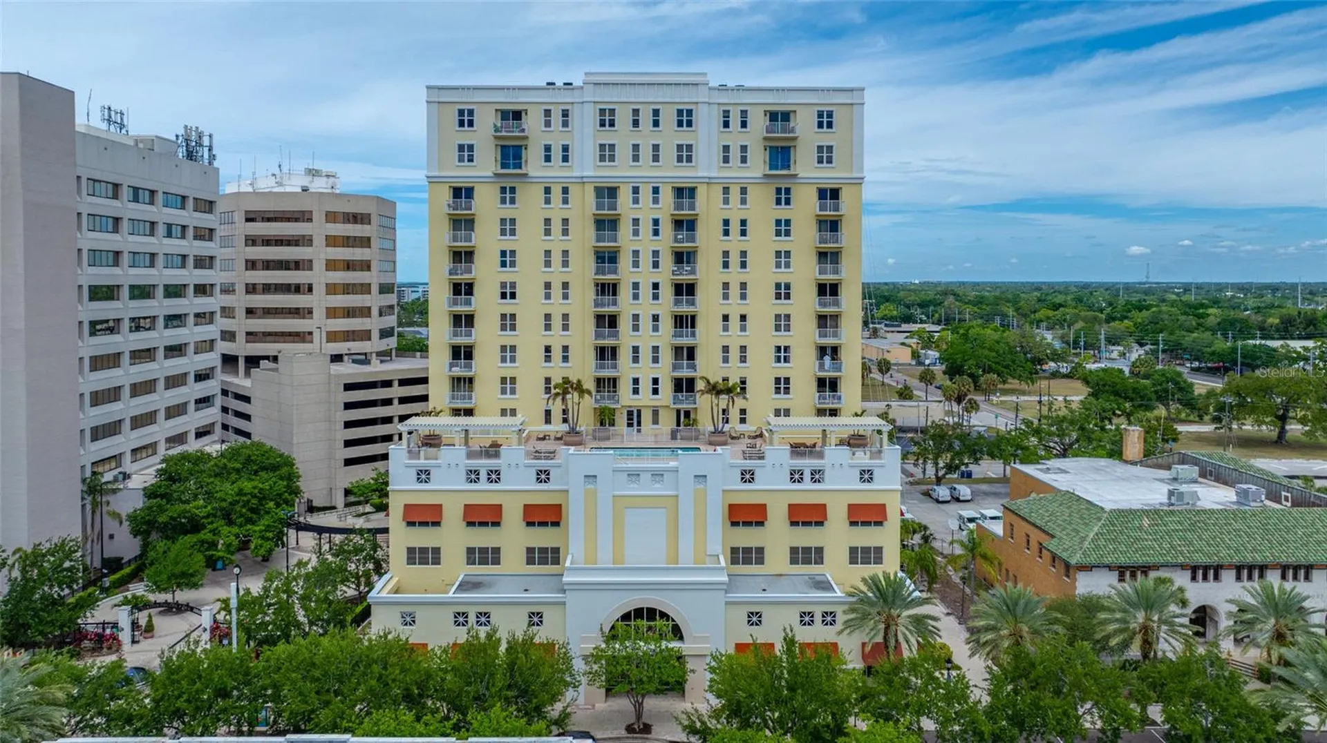 628 Cleveland Street Clearwater FL 33755