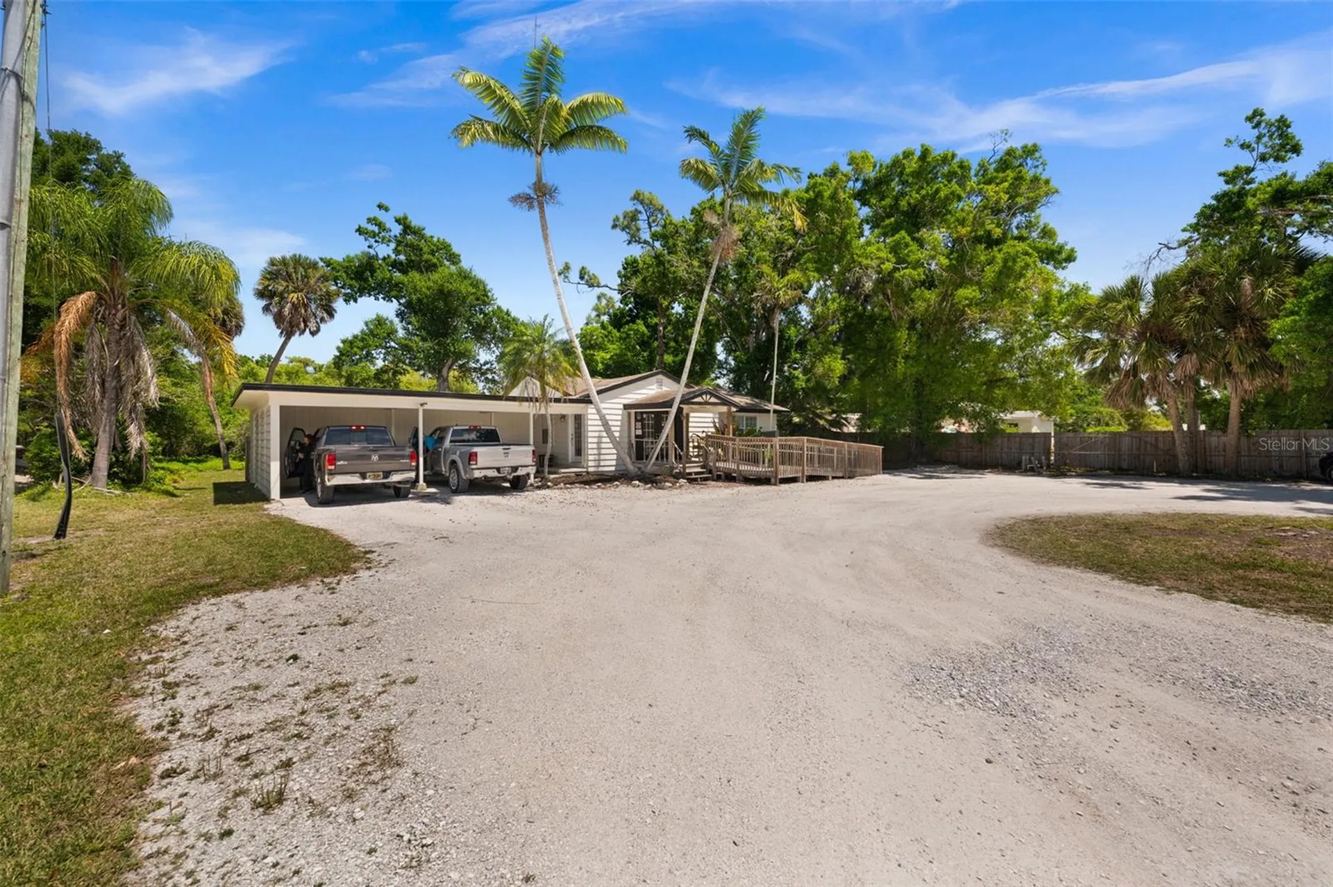 109 Laurel Road E Nokomis FL 34275