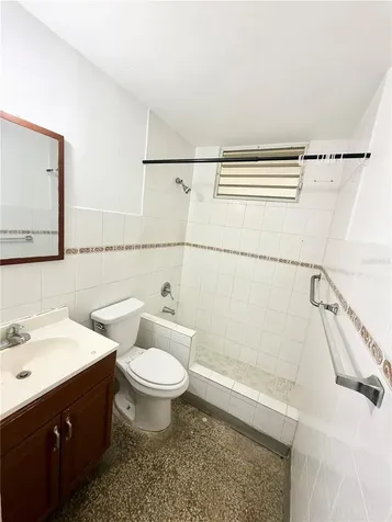 10 Flambon Gardens Bayamon PR 00959
